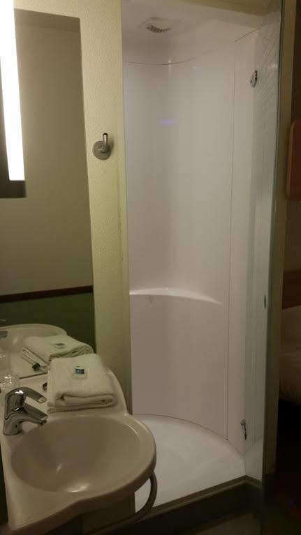 Ibis Budget Sur Loire